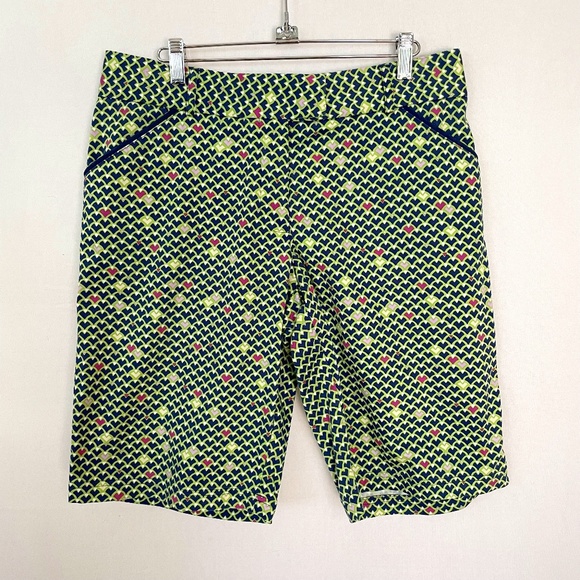 PETER MILLAR Women’s Size 8 Bermuda Golf Shorts New Without Tag - Picture 1 of 7